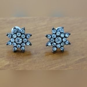 EUC Star/Flower Earrings